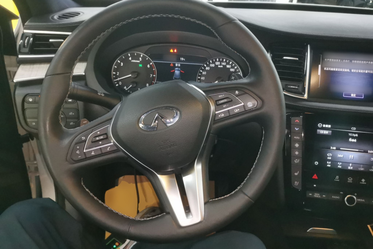 英菲尼迪QX50 2020款 2.0T 四驱旗舰版局部细节13