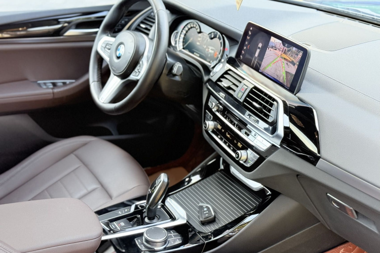 宝马X3 2018款 xDrive25i M运动套装 国VI中控内饰7006