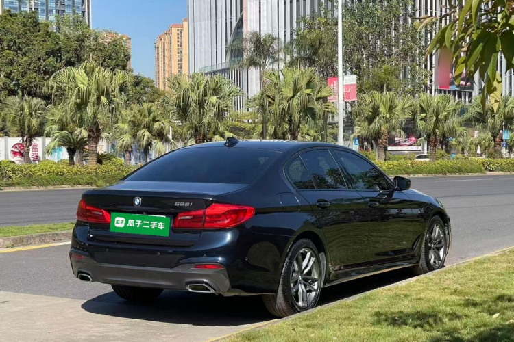 宝马5系(进口) 2020款 525i M运动套装车身外观7