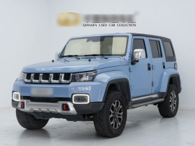 北京BJ40 2023款 2.0T 自动四驱城市猎人版侠客型