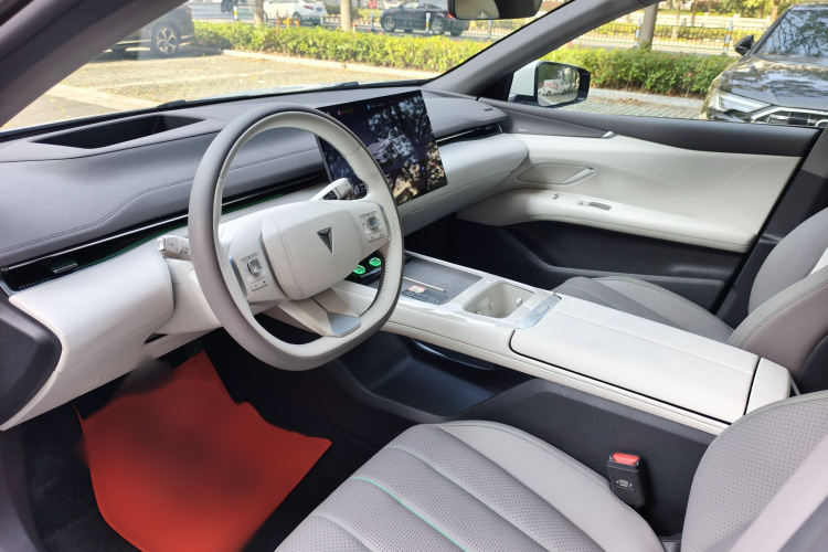 深蓝汽车 深蓝L07 2024款 230Max乾崑智驾ADS SE增程版中控内饰7003