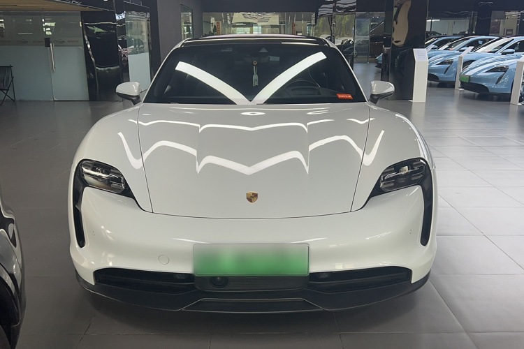 保时捷 2019款 Taycan 4S车身外观6001