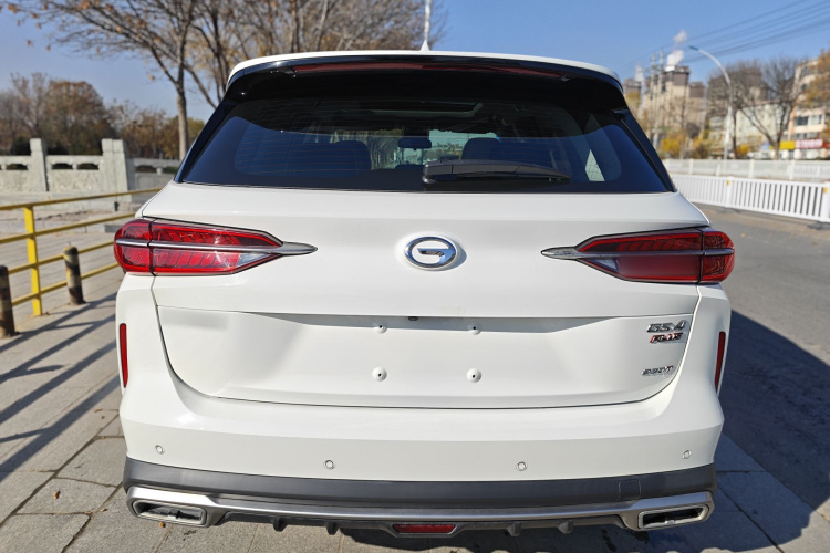 广汽传祺 传祺GS4 PLUS 2022款 270T 自动星辰版车身外观6005