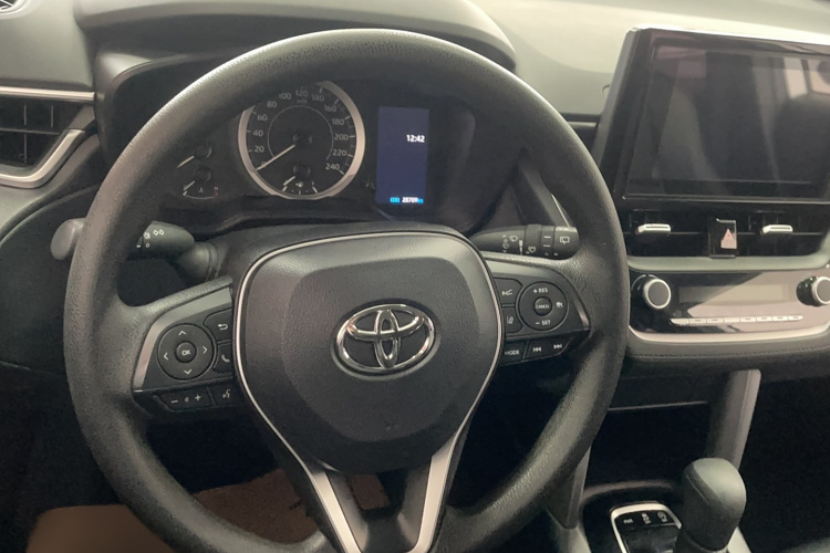 丰田 锋兰达 2022款 2.0L CVT领先版局部细节13