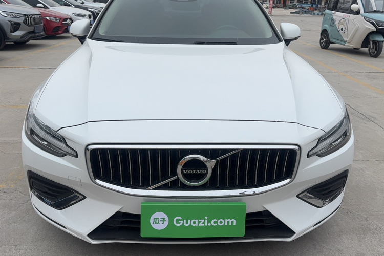 沃尔沃S60 2020款 T3 智行豪华版车身外观6001