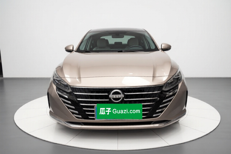 日产 天籁 2022款 2.0L XL-TLS 悦享版车身外观2