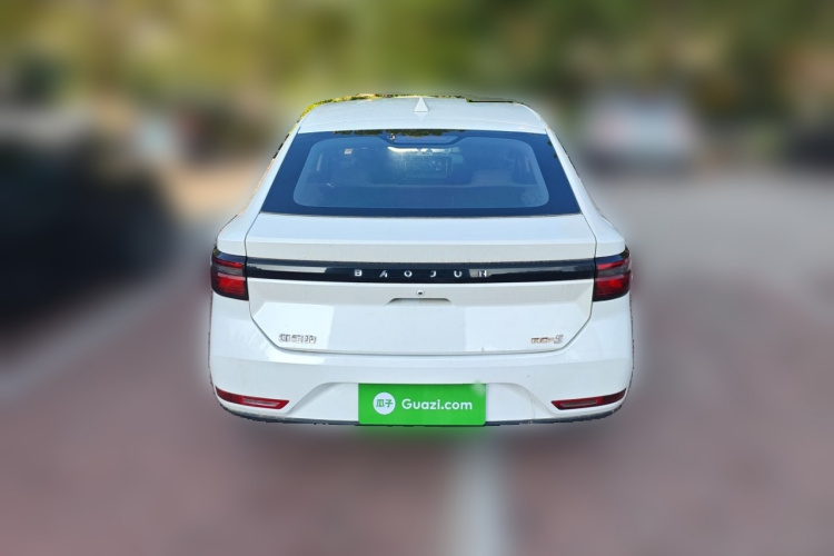 宝骏RC-5 2020款 1.5L 手动智耀精英型车身外观6004