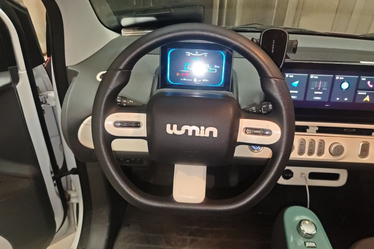 长安启源 长安Lumin 2023款 205km 香沁款中控内饰13