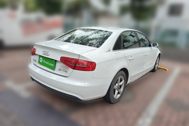 奥迪A4L 2013款 35 TFSI 自动标准型车身外观6005