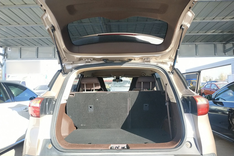 猎豹汽车 猎豹CS9 2018款 1.5T CVT劲锐型机舱底盘23