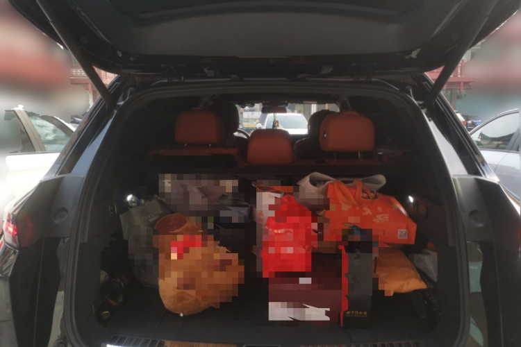 理想汽车 理想L7 2023款 Air中控内饰23