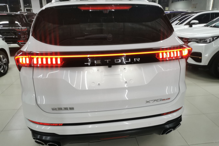 捷途X70 PLUS 2023款 1.6T DCT强者PRO+ 5座车身外观6004