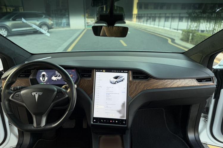 特斯拉 Model X 2019款 长续航版局部细节14