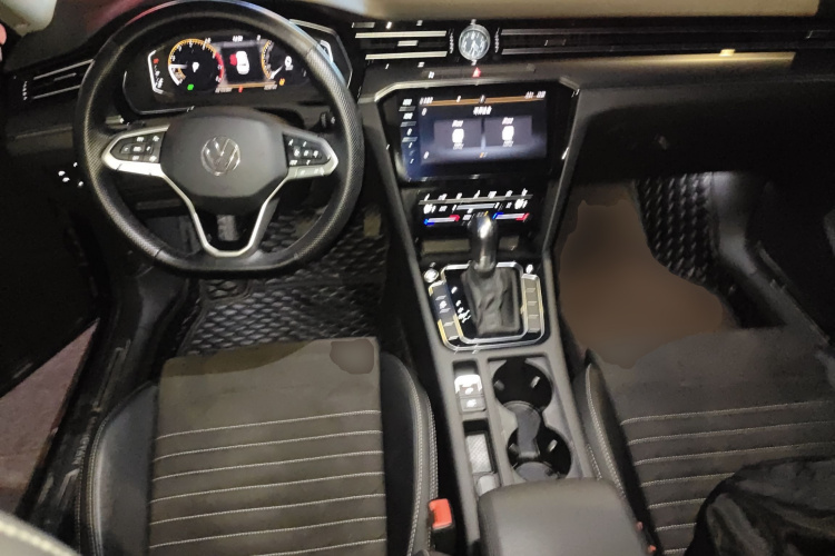 大众 迈腾 2020款 330TSI DSG 豪华型中控内饰12