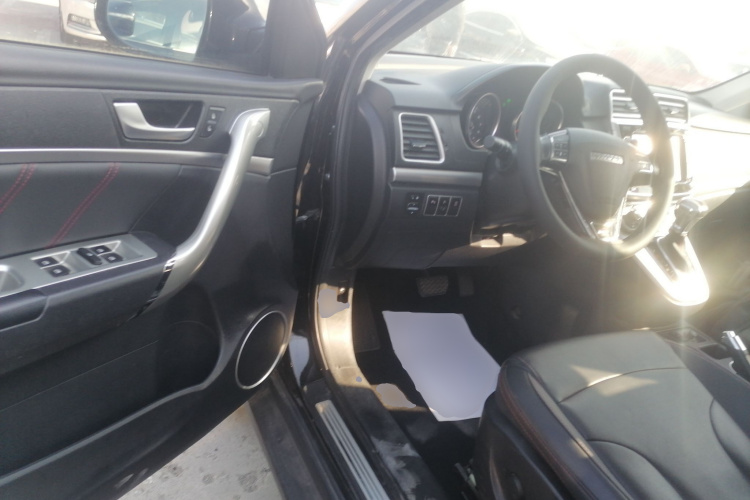 哈弗H6 2015款 运动版 1.5T 自动两驱豪华型中控内饰7003