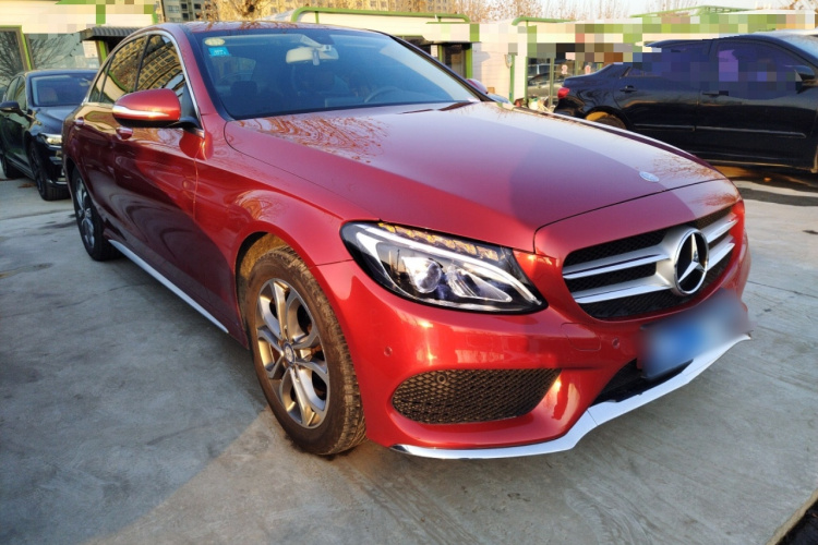 奔驰C级 2016款 C 180 L 运动型车身外观3