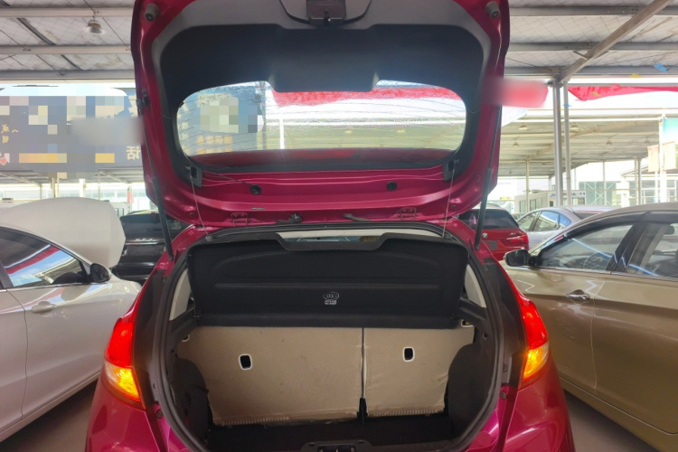 福特 嘉年华 2013款 两厢 1.5L 自动时尚型机舱底盘23