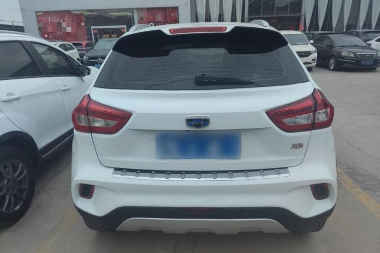 吉利汽车 远景X3 2017款 1.5L 自动尊贵型车身外观6