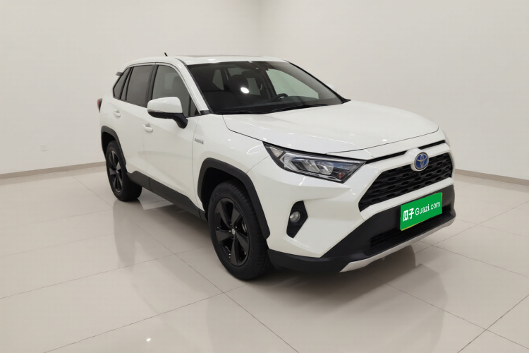丰田 RAV4荣放 2021款 双擎 2.5L E-CVT四驱精英PLUS版车身外观3
