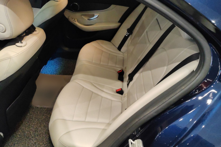 奔驰C级 2015款 C 200 L 运动型中控内饰7004