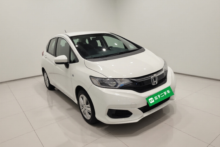 本田 飞度 2018款 1.5L CVT舒适版车身外观3