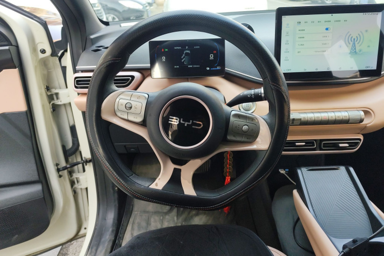 比亚迪 海鸥 2025款 305km 活力版中控内饰13