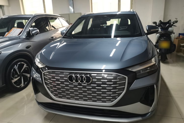 奥迪Q4 e-tron 2023款 40 e-tron 创行版车身外观6001
