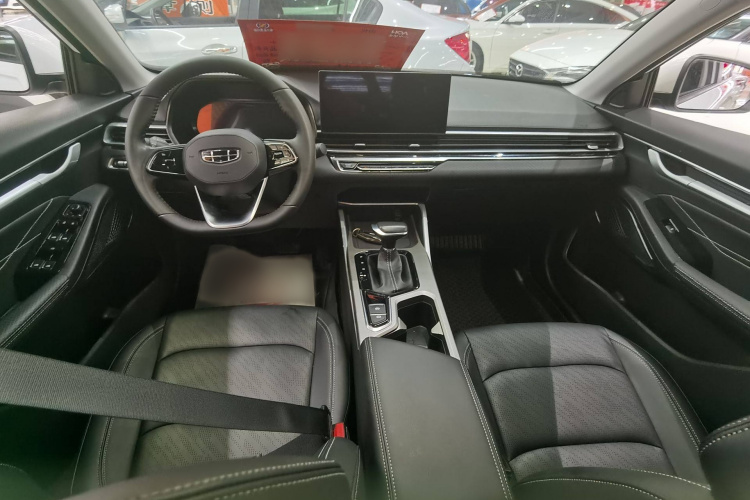 吉利汽车 帝豪 2023款 第4代冠军版 1.5L CVT豪华型中控内饰7001