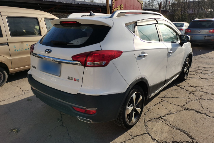 江汽集团 瑞风S3 2017款 1.5L 手动豪华型车身外观7