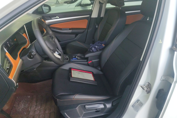 大众 宝来 2025款 200TSI DSG悦行导航版局部细节19