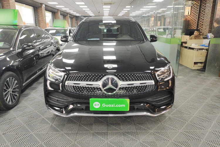 奔驰GLC 2022款 改款 GLC 300 L 4MATIC 动感型臻藏版车身外观2