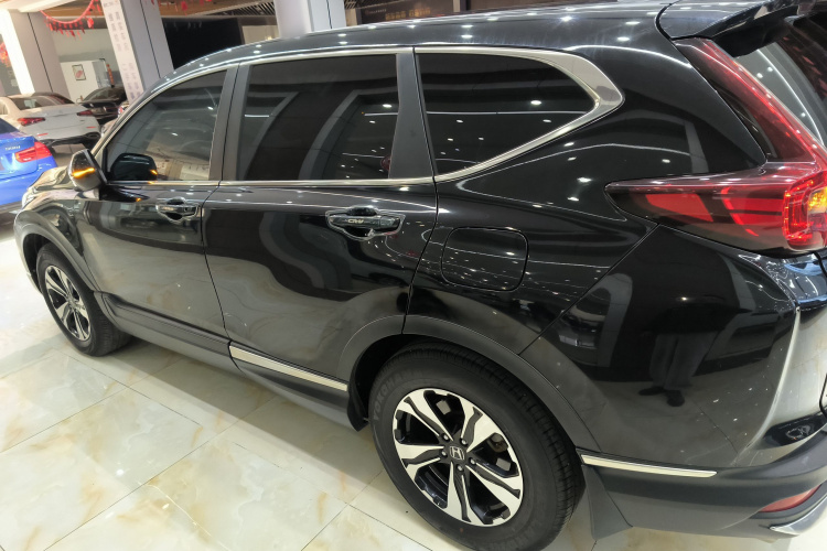 本田CR-V 2021款 240TURBO CVT两驱都市版车身外观4