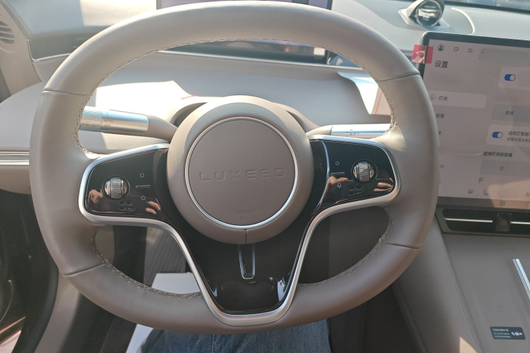 鸿蒙智行 智界R7 2025款 增程 251km Max中控内饰13