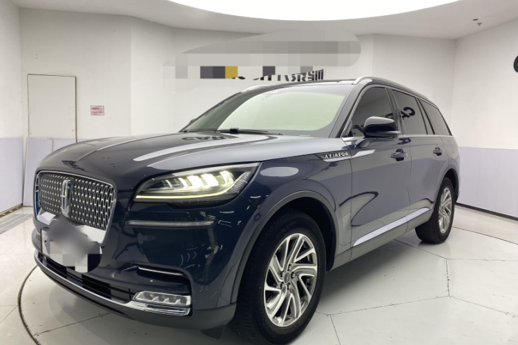 林肯 飞行家 2021款 3.0T V6 四驱尊享版车身外观1