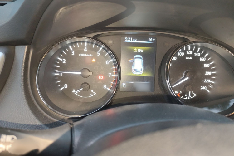 日产 逍客 2016款 2.0L CVT精英版局部细节14