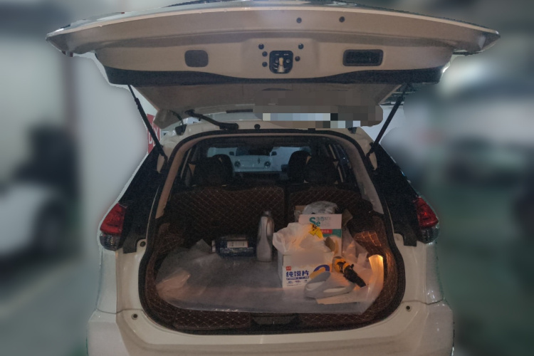 日产 奇骏 2019款 2.0L CVT智联舒适版 2WD中控内饰23