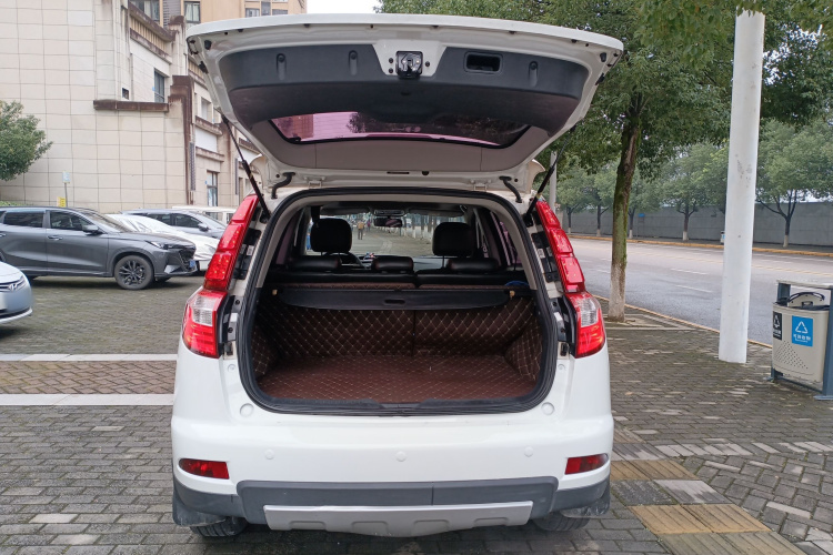 吉利汽车 吉利GX7 2015款 运动版 2.0L 自动豪华型升级版 国V机舱底盘23