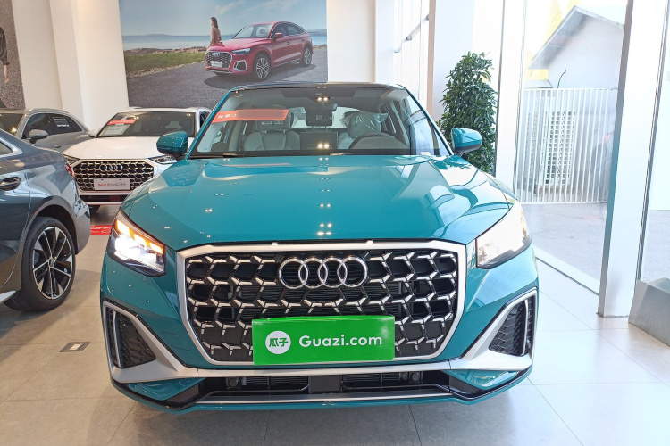 奥迪Q2L 2025款 35TFSI 时尚动感型车身外观2