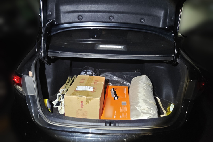 丰田 雷凌 2021款 185T CVT豪华版中控内饰23