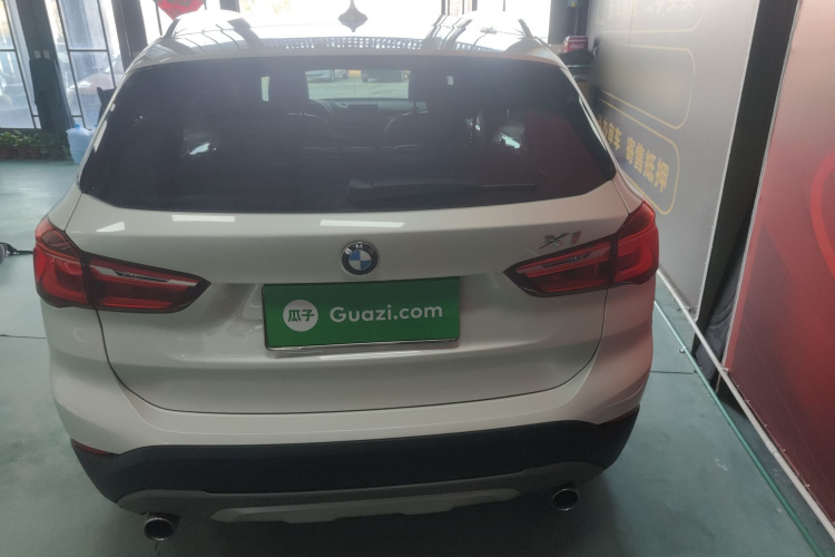 宝马X1 2018款 sDrive18Li 尊享型车身外观6