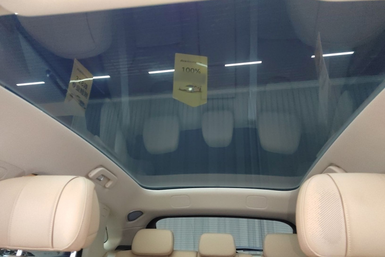 鸿蒙智行 问界M5 2023款 纯电四驱智驾版局部细节22