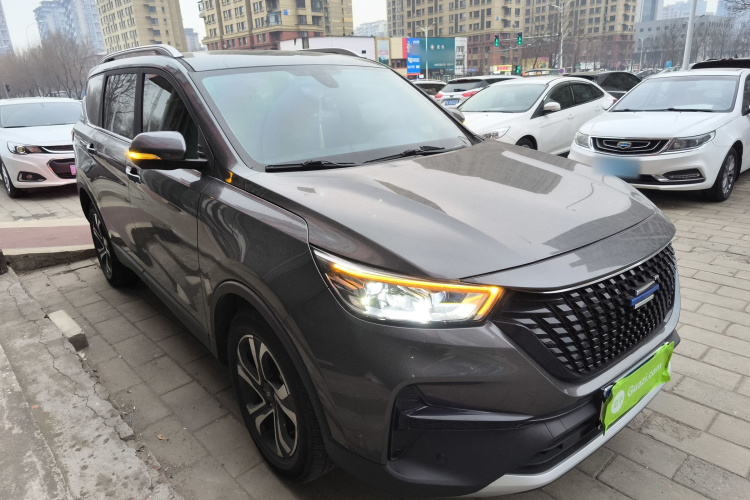 长安欧尚科赛Pro 2021款 1.5T 自动旗舰型 7座车身外观3