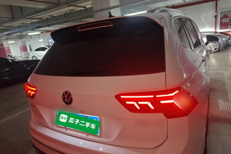 大众 途观L 2022款 330TSI 自动两驱R-Line越享版车身外观6004