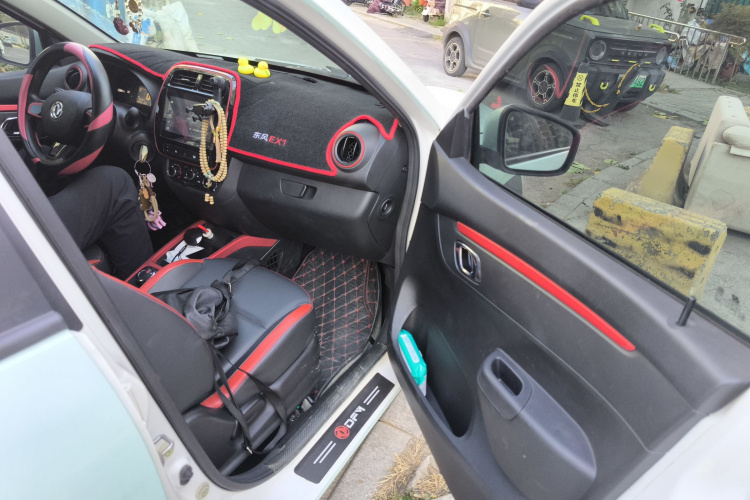 东风纳米EX1 2022款 改款 PRO 悦骋型局部细节9005