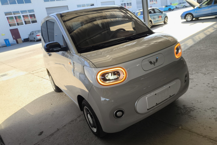 五菱汽车 宏光MINIEV 2024款 第三代 215km 青春版车身外观3