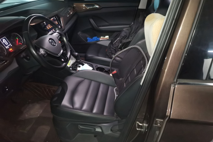 大众 途岳 2019款 280TSI 两驱豪华版 国V中控内饰19