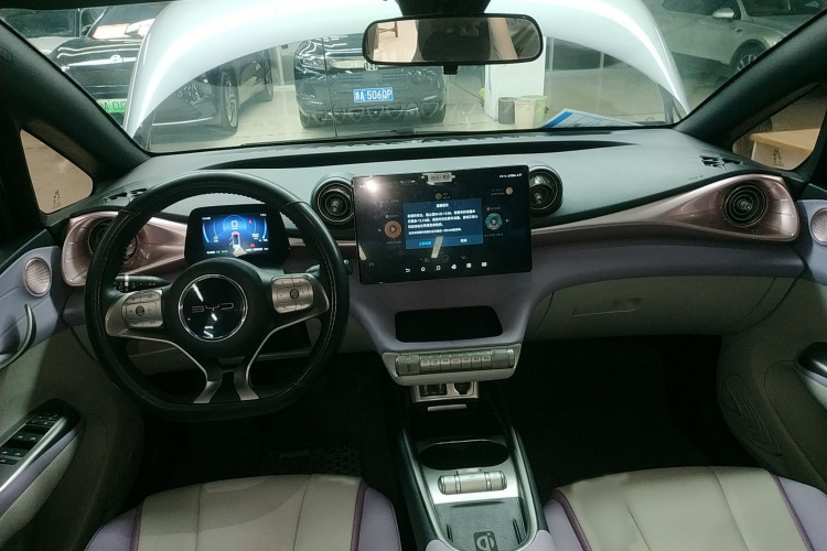 比亚迪 海豚 2021款 405km 时尚版中控内饰7002