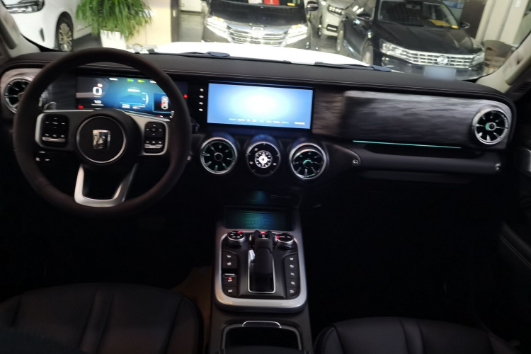 坦克300 2021款 城市版 2.0T 很有型中控内饰12