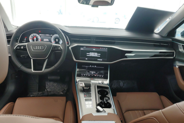 奥迪A6L 2025款 45 TFSI 臻选动感型+通风舒享包中控内饰12