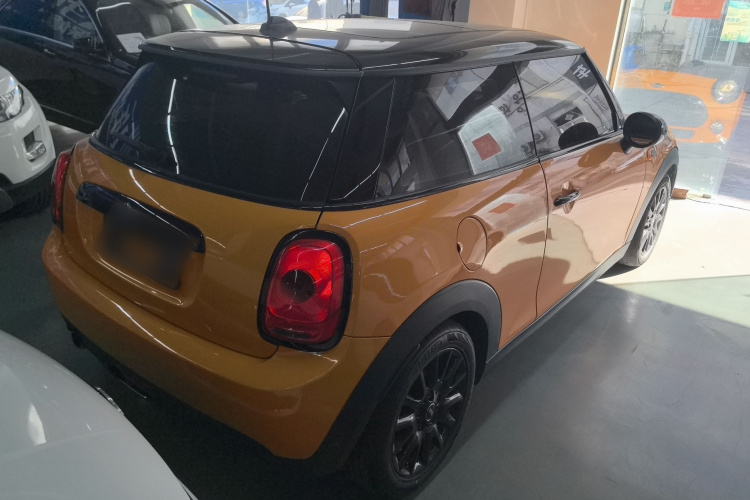 MINI 2014款 1.2T ONE+车身外观6005